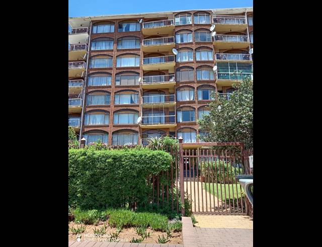 4 BEDROOM HOUSE FOR SALE IN WESTDENE